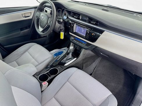 Used 2015 Toyota Corolla LE FWD image 33