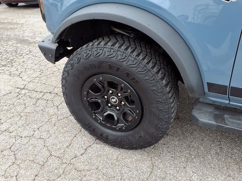 Used 2024 Ford Bronco Wildtrak AWD/4WD image 9