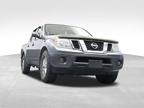Used 2017 Nissan Frontier SV w/ SV Value Truck Package RWD image 22