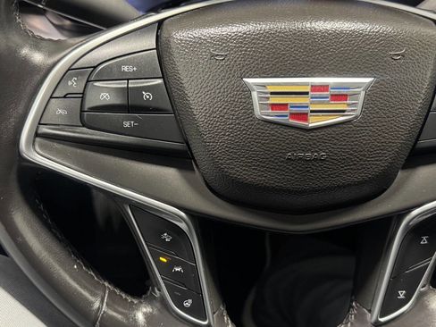 Used 2017 Cadillac XT5 Premium Luxury AWD/4WD image 35