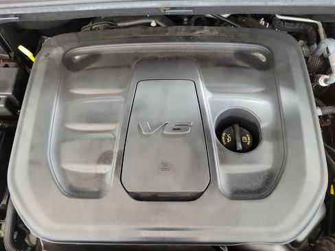Used 2020 Jeep Grand Cherokee Limited w/ Luxury Group II RWD image 10
