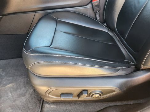 Used 2023 Jeep Grand Cherokee L Limited image 23