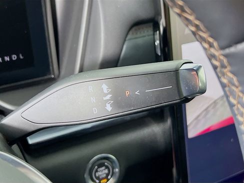 New 2026 GMC Terrain AT4 w/ Convenience Package III image 15