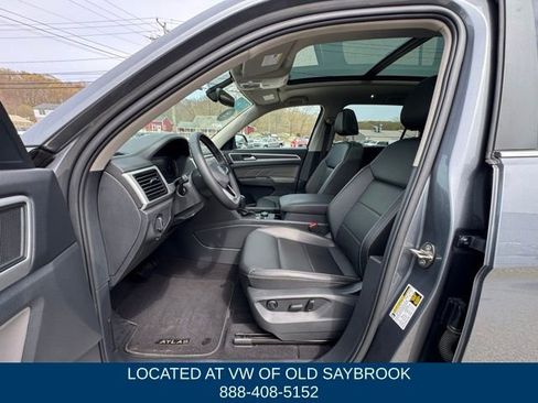 Used 2023 Volkswagen Atlas SE w/ Panoramic Sunroof Package AWD/4WD image 32