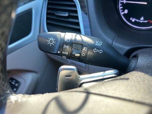 Used 2016 Hyundai Genesis 3.8 w/ Option Group 02 image 23