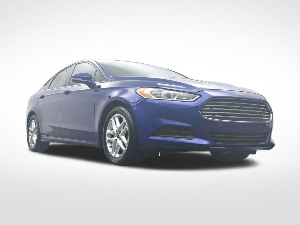 Used 2016 Ford Fusion SE FWD image 32