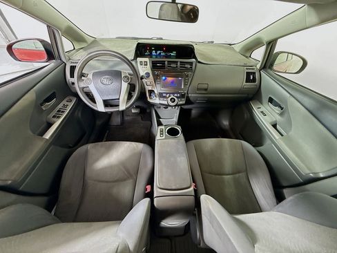 Used 2014 Toyota Prius V Three image 14