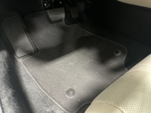 Used 2019 Honda Accord EX-L image 17