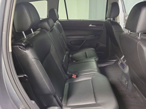 Used 2019 Volkswagen Atlas SE w/ Towing Package image 23