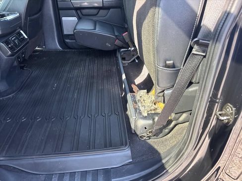 Used 2023 Ford F150 Lariat w/ Equipment Group 502A High AWD/4WD image 19