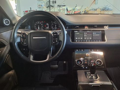 Used 2020 Land Rover Range Rover Evoque SE AWD/4WD image 17