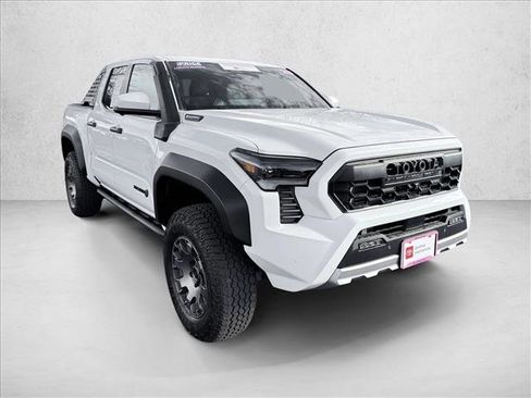 Certified 2025 Toyota Tacoma 4x4 Double Cab Hybrid image 3