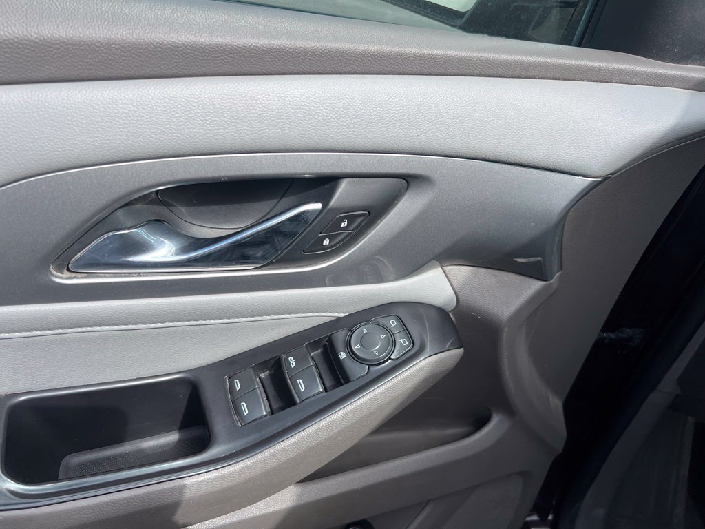 Used 2018 Chevrolet Traverse LT AWD/4WD image 15