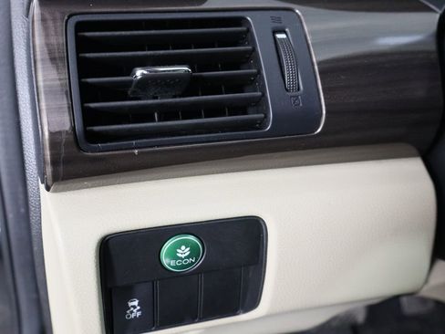 Used 2016 Honda Accord EX-L image 22