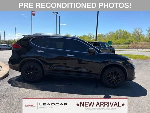 Used 2020 Nissan Rogue SV AWD/4WD image 6
