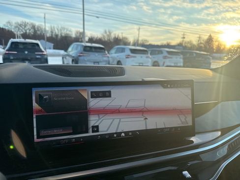 New 2026 BMW X5 xDrive50e image 15