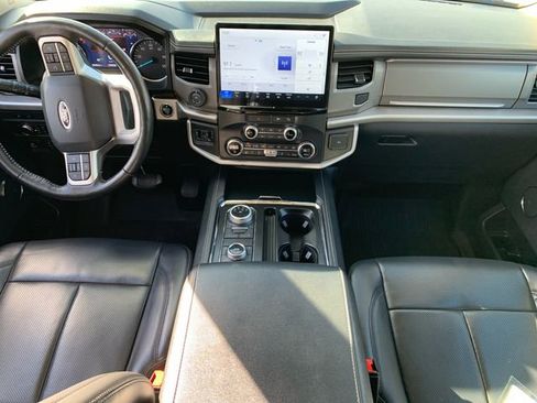 Certified 2022 Ford Expedition XLT w/ Equipment Group 202A image 21