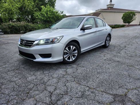 Used 2013 Honda Accord LX image 3