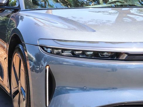 Used 2025 Lucid Air Pure RWD image 4
