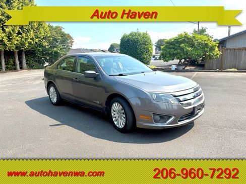 Used 2012 Ford Fusion Hybrid FWD image 2