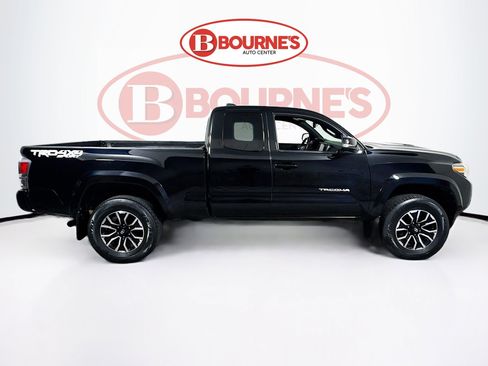 Used 2021 Toyota Tacoma TRD Sport image 10
