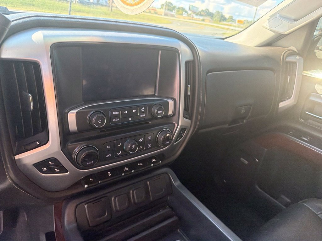 Used 2018 GMC Sierra 1500 SLT AWD/4WD image 11