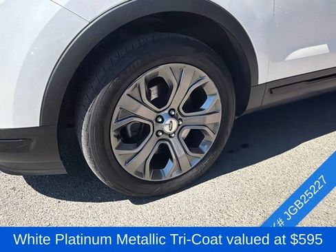 Used 2018 Ford Explorer Sport w/ Equipment Group 401A AWD/4WD image 4