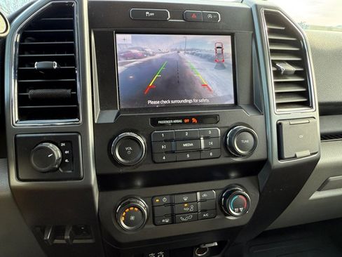 Used 2020 Ford F150 XLT image 21