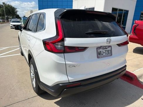 Used 2025 Honda CR-V LX image 7