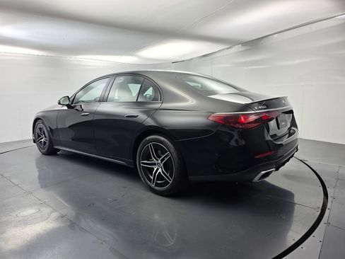 Used 2024 Mercedes-Benz E 450 4MATIC Sedan image 6
