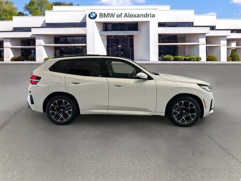 New 2026 BMW X3 xDrive30i w/ M Sport Package AWD/4WD image 8