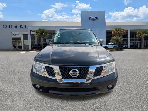 Used 2019 Nissan Frontier SV w/ Value Truck Package image 9