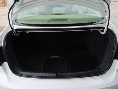 Used 2017 Volkswagen Jetta SE FWD image 36