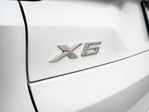 Used 2023 BMW X5 xDrive40i w/ M Sport Package image 19