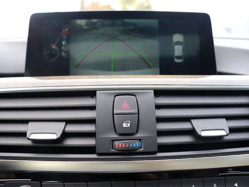 Used 2016 BMW 340i Sedan image 22