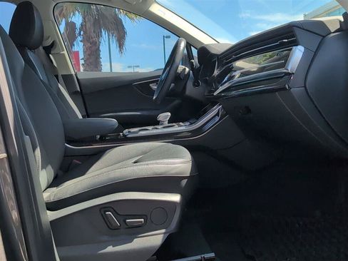 Used 2023 Audi Q7 2.0T Premium w/ Convenience Package AWD/4WD image 14