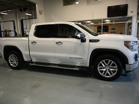 Used 2021 GMC Sierra 1500 SLT w/ SLT Premium Package image 4