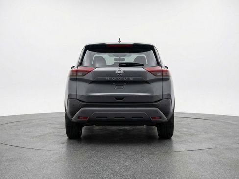 Used 2025 Nissan Rogue SV image 7