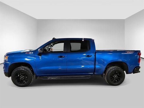 Used 2022 Chevrolet Silverado 1500 LT Trail Boss w/ Protection Package image 2