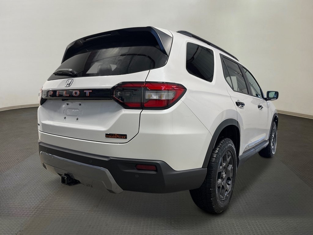 New 2026 Honda Pilot TrailSport image 5