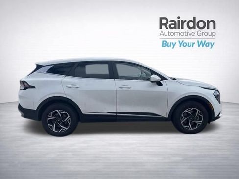 Used 2023 Kia Sportage LX AWD/4WD image 6