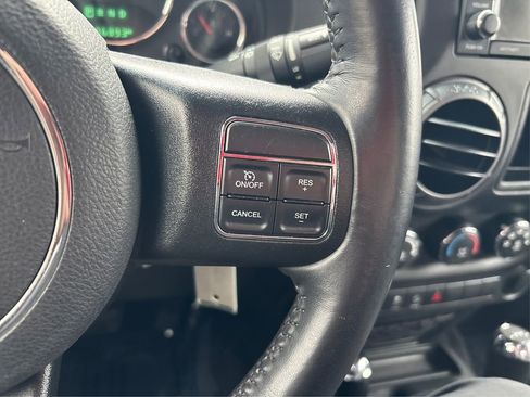 Used 2018 Jeep Wrangler Sport w/ Quick Order Package 24S AWD/4WD image 24