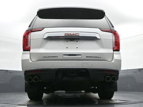Used 2021 GMC Yukon XL Denali w/ Denali Ultimate Package image 13