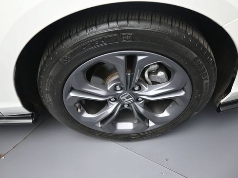 Used 2024 Honda Accord EX image 13