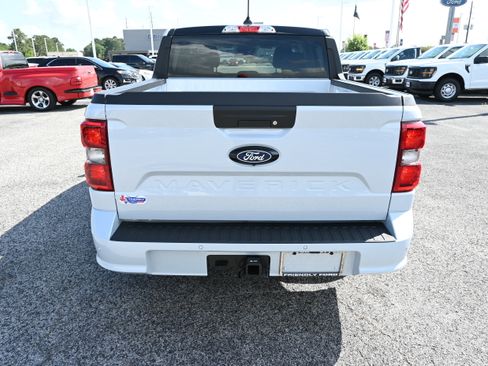 New 2026 Ford Maverick Lobo AWD/4WD image 4