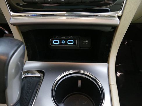 Used 2020 Jeep Grand Cherokee Limited AWD/4WD image 20