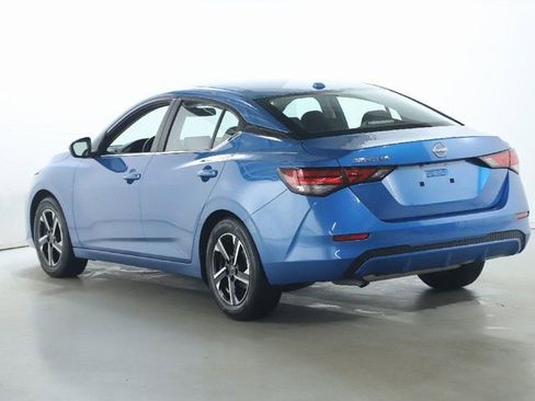 Used 2025 Nissan Sentra SV FWD image 40
