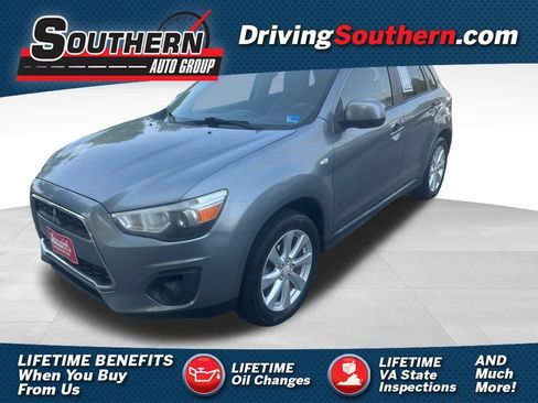 Used 2013 Mitsubishi Outlander Sport ES FWD image 1