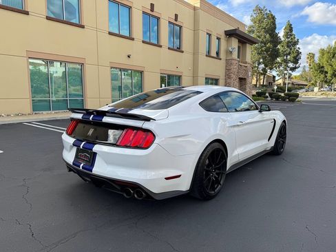 Used 2016 Ford Mustang Shelby GT350 w/ Track Package RWD image 5
