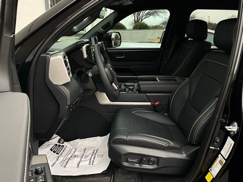 New 2026 Toyota Tundra Limited image 9